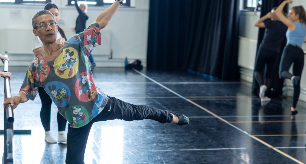Vincent Hantam leading a ballet class.